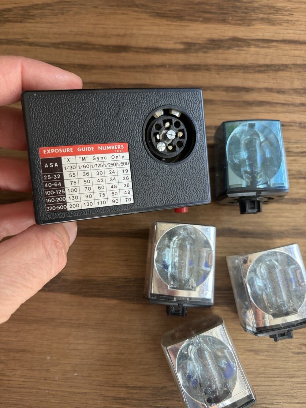 Vintage 1960s Kalimar PM Auto Cube Flash Unit K-459 with Flash Cubes